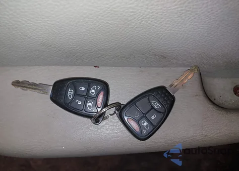 2005 Dodge Grand Caravan Sxt из США, поврежденный, VIN 2D4GP44L35R446049